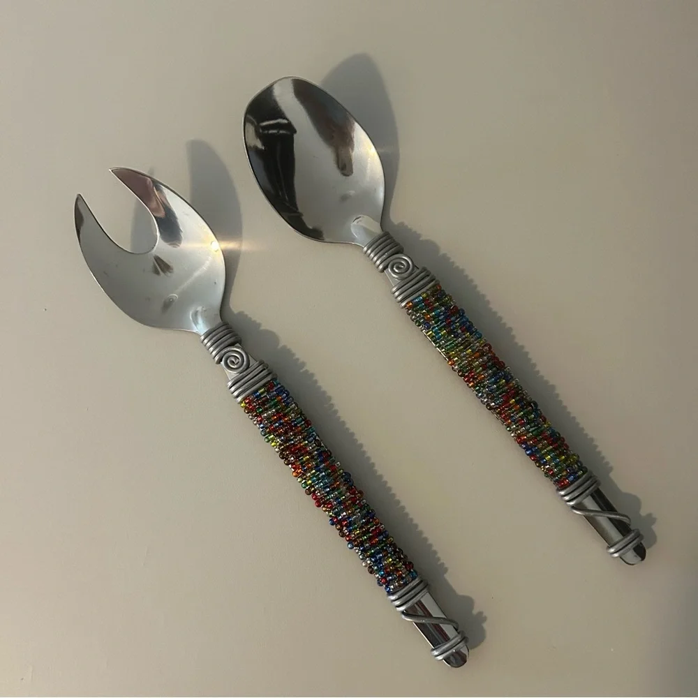 Zulu Beaded Salad serving set